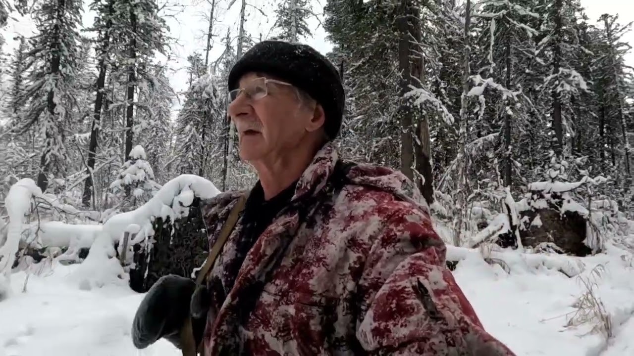 Первый заезд на снегоходе. Проверяю восточный. Удача сопутствует. Хорошая добыча.