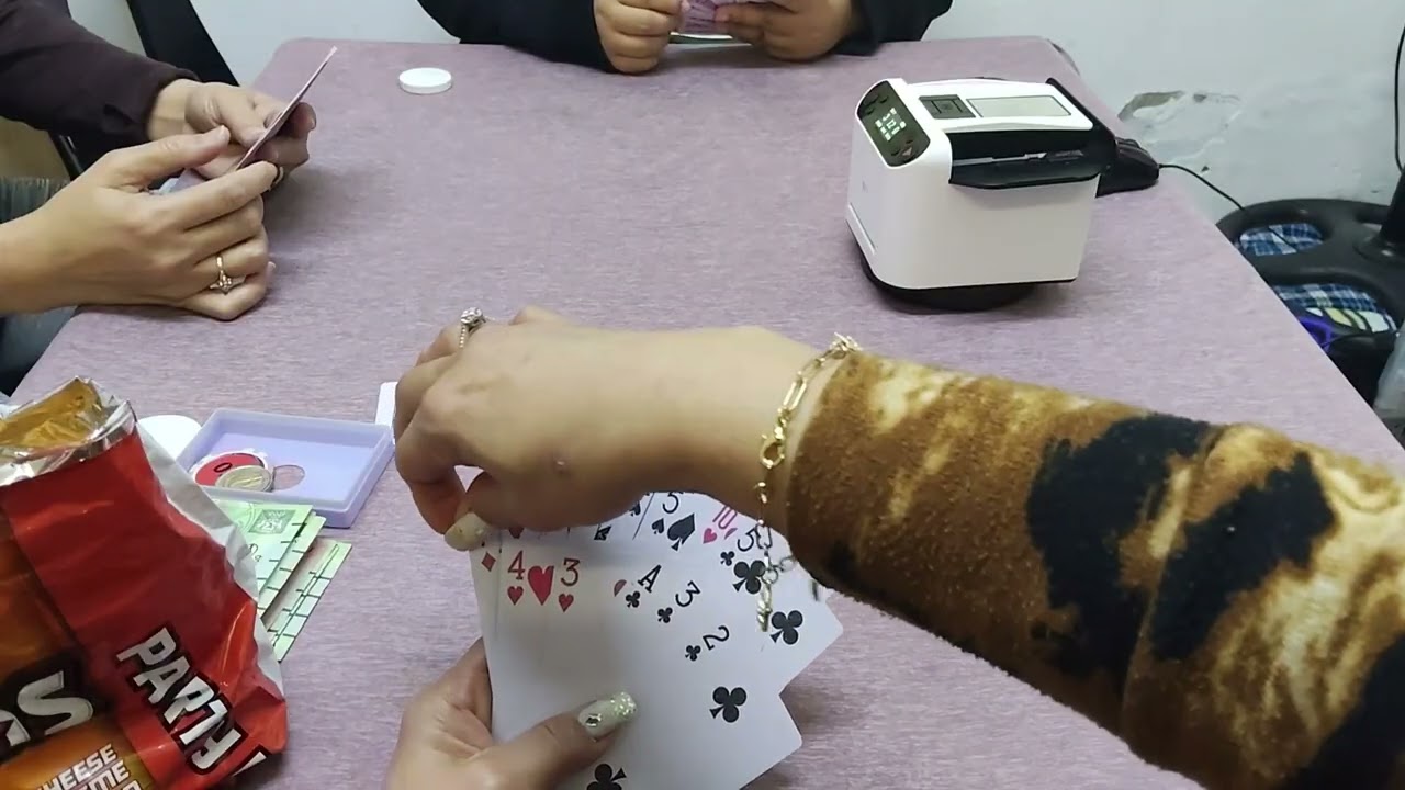 Let's play tong it's  maganda kaya akyat Baraha ni ivana