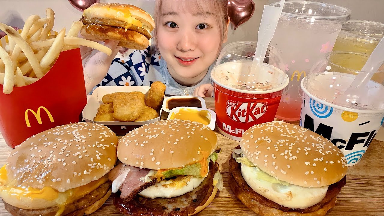 ASMR новый продукт Макдональдс【русские субтитры】【Mukbang/ Eating Sounds】