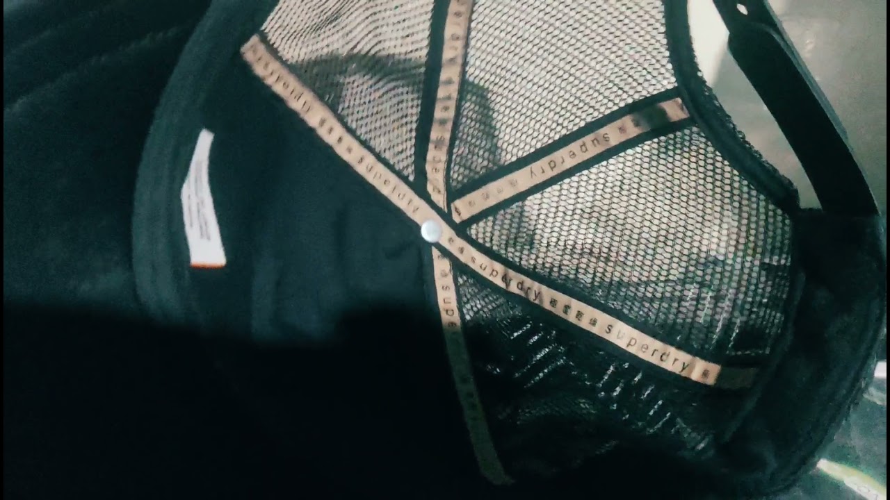 Superdry metalic trucker cap