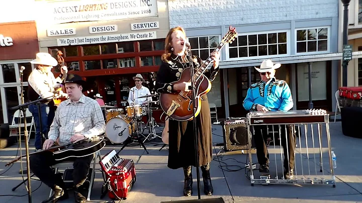 Carolyn Martin Band 4/2/16 Detour  @ Street Dance ...