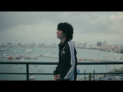 M@Ki - รักเธอเหมือนรักเพลง ft. XRAY (Official MV)