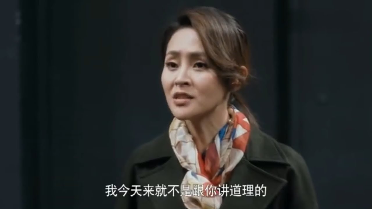 老師欺負繼女，後媽霸氣上門踢館，一段舞下來老師徹底服了