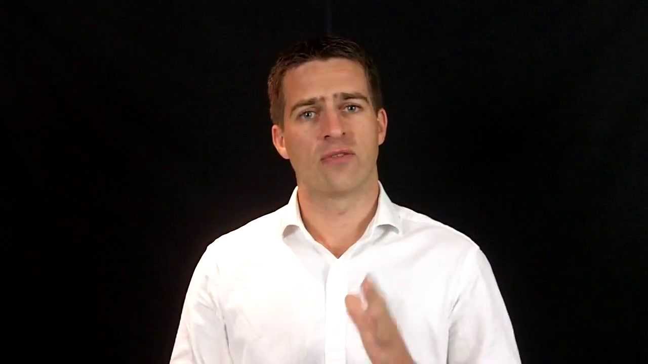 Massive income stream from professional trading - Ali Crooks