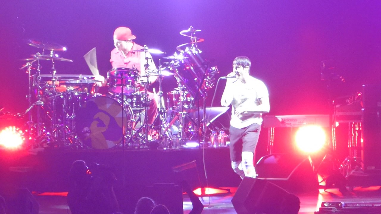 Red Hot Chili Peppers Right on Time LIVE San Antonio TX. 1/5/17 YouTube
