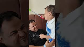 انضربت بشبب الحشرات            لمار          سويتز  اكسبلور  كامري                        ضحك سمعها