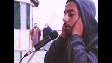 القارئ حسين عبدالظاهر فاجئنا بأذانه