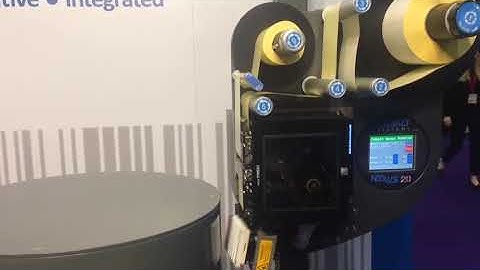 Live demostration of Cobalt label applicator