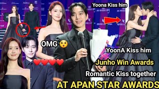 Yoona Kisse Lee Junho On Stage As He Wins The Male Popularity Award At The Apan Star Awards