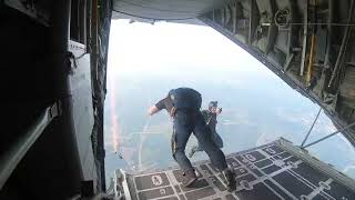 Watch Us Navy Leap Frogs Parachute Team Jumps Out Of A C-130 Hercules