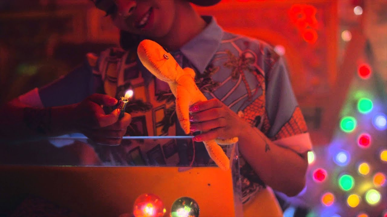 Hollie Cook - Looking For Real Love [Official Video] - YouTube