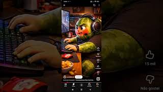 Thalys jogando ou assistindo 