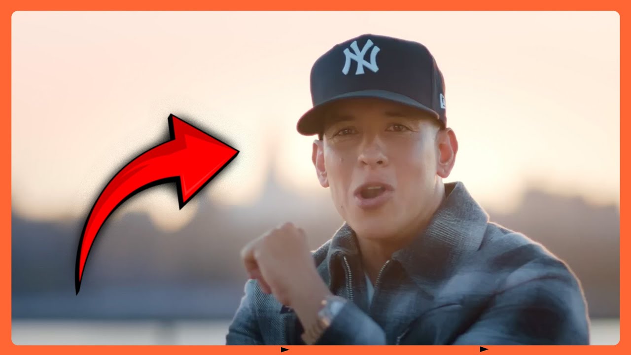 Daddy Yankee Sonriele
