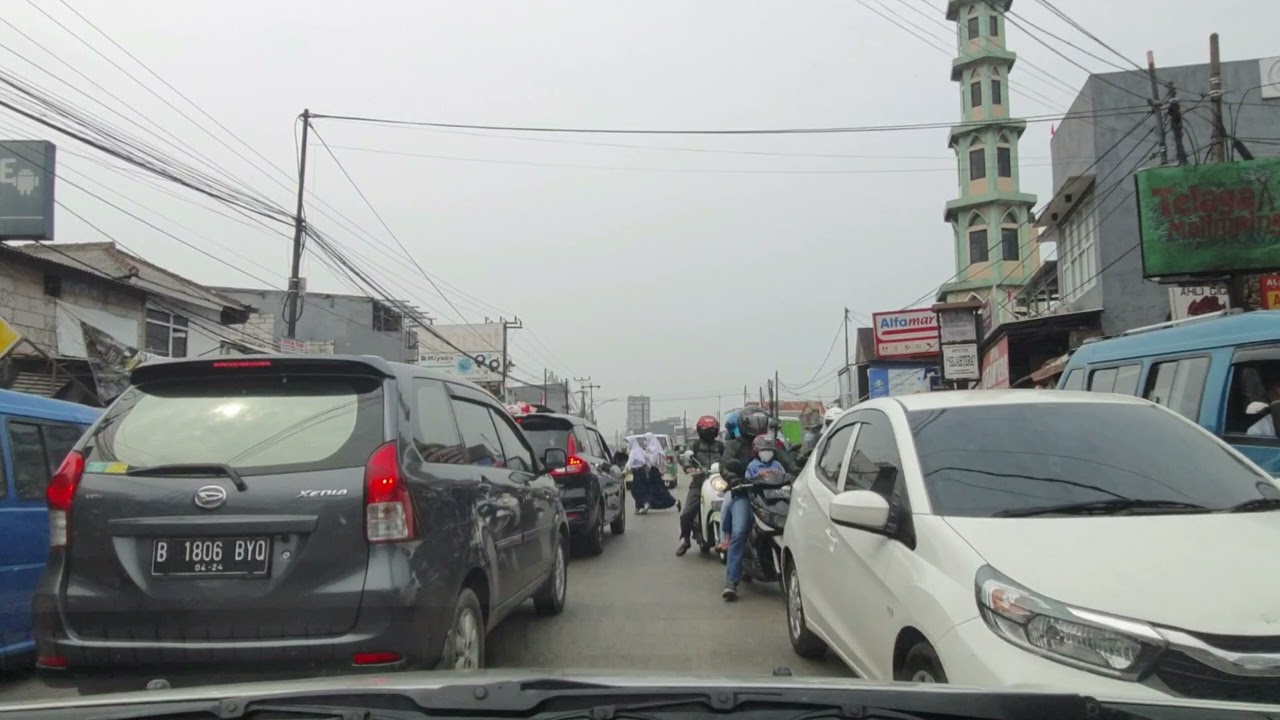 Jalan Nasional : Caringin. Kecamatan Caringin, Kabupaten Bogor.