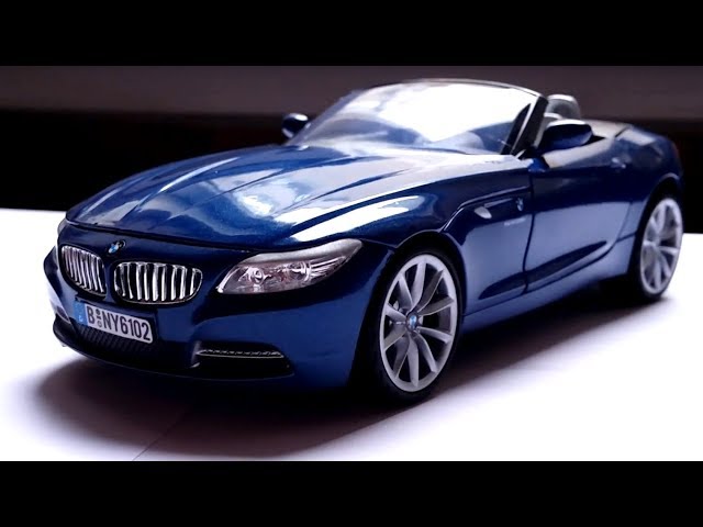 BMW Z4 Red Carbonic - Video