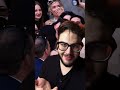 DUA LIPA E CALLUM TURNER CAUSAM REVOLTA POR CASAMENTO E INDENIZAÇÃO DE 5 MIL PARA MORADORES! #fy