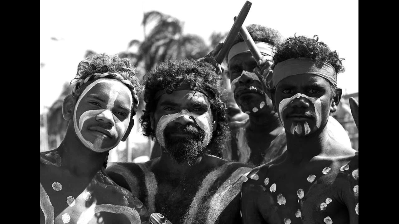 Племена возникновение. Коренные жители Австралии Папуасы. Коренные жители Австралии аборигены. Австралийцы коренные жители Австралии. Древние аборигены Австралии.