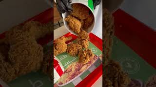 سطل دجاج مقلي من KFC