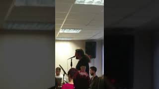 Bi̇r Dünya Yarattim Yalniz İki̇mi̇z İçi̇n... Arif Oğuz Onur