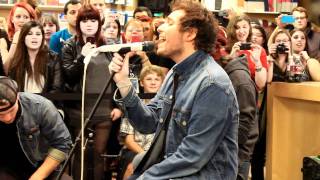 Liquid Confidence - You Me At Six @ Apple Store acoustic (HD)