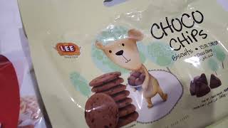 papa pulang  kerja bawa oleh oleh