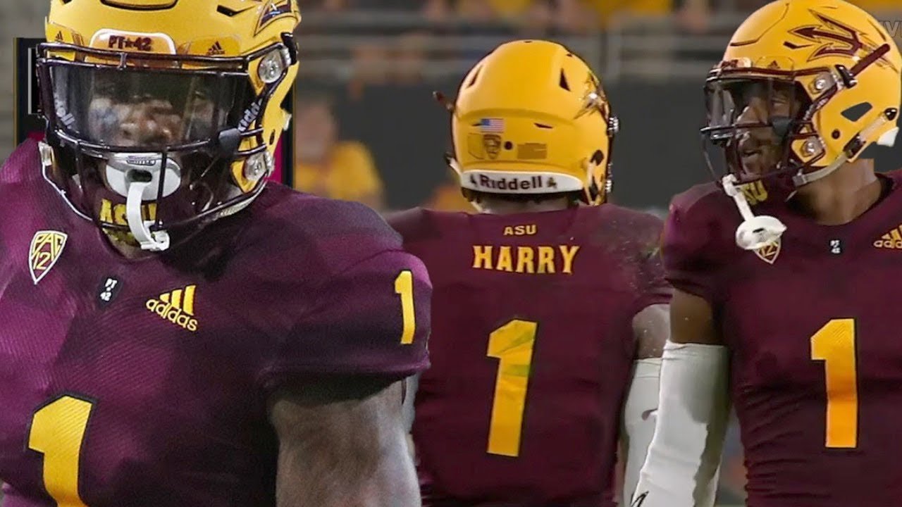 N Keal Harry Shows Why He S The Best Receiver In The Nation Youtube