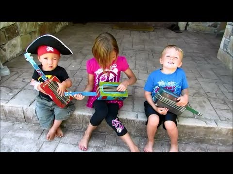 How to make a TISSUE BOX GUITAR