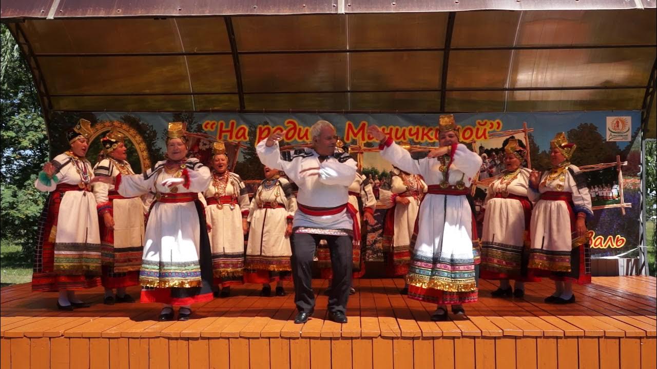 Зоренька зарница зорюшка зоркий зарянка. Ансамбль Подсереднее. Фольклорный ансамбль зорюшка. Ой Заря ты зорюшка. Народный хор зорюшка Красноярск.