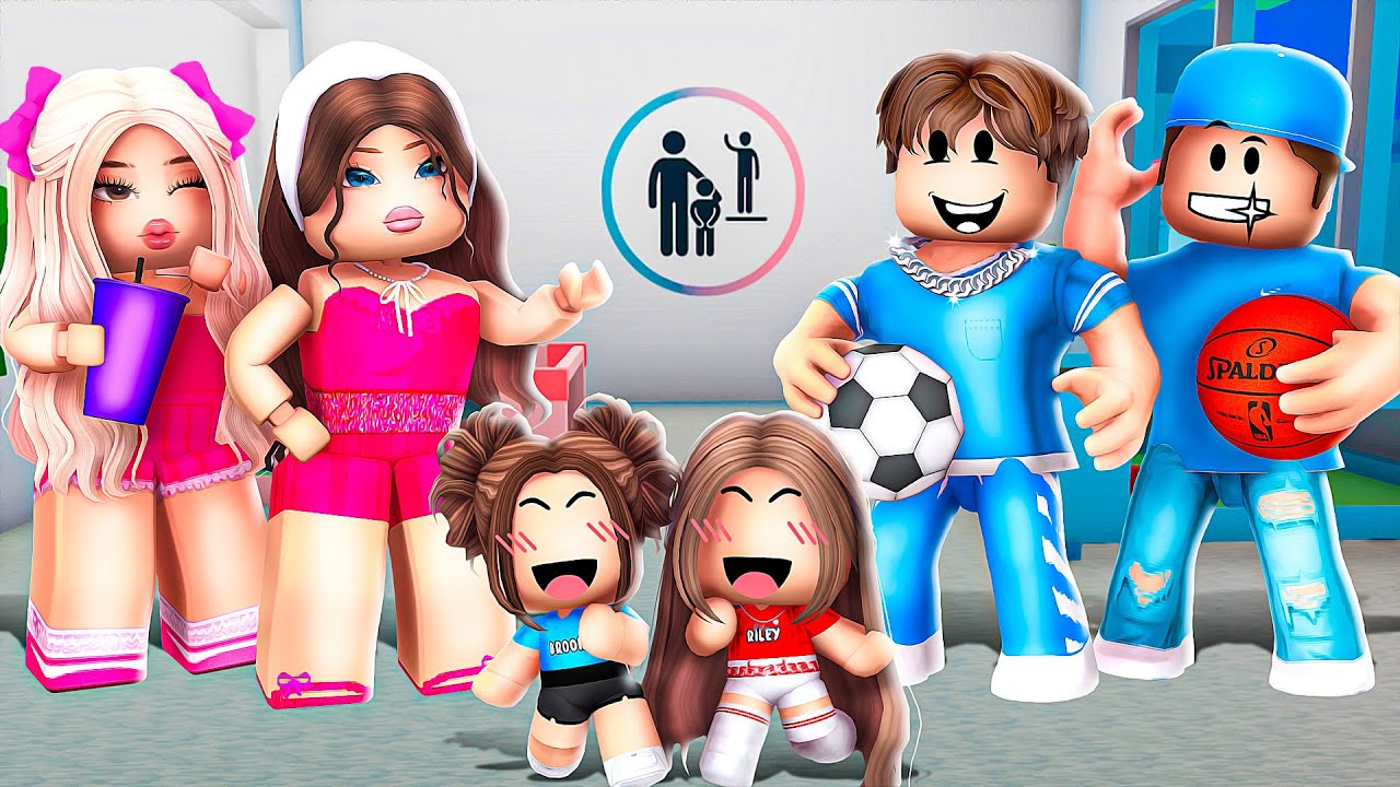 GIRLS Family vs BOYS Family In Roblox Brookhaven!!