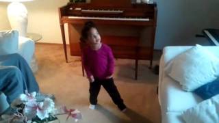 Jazmine singing