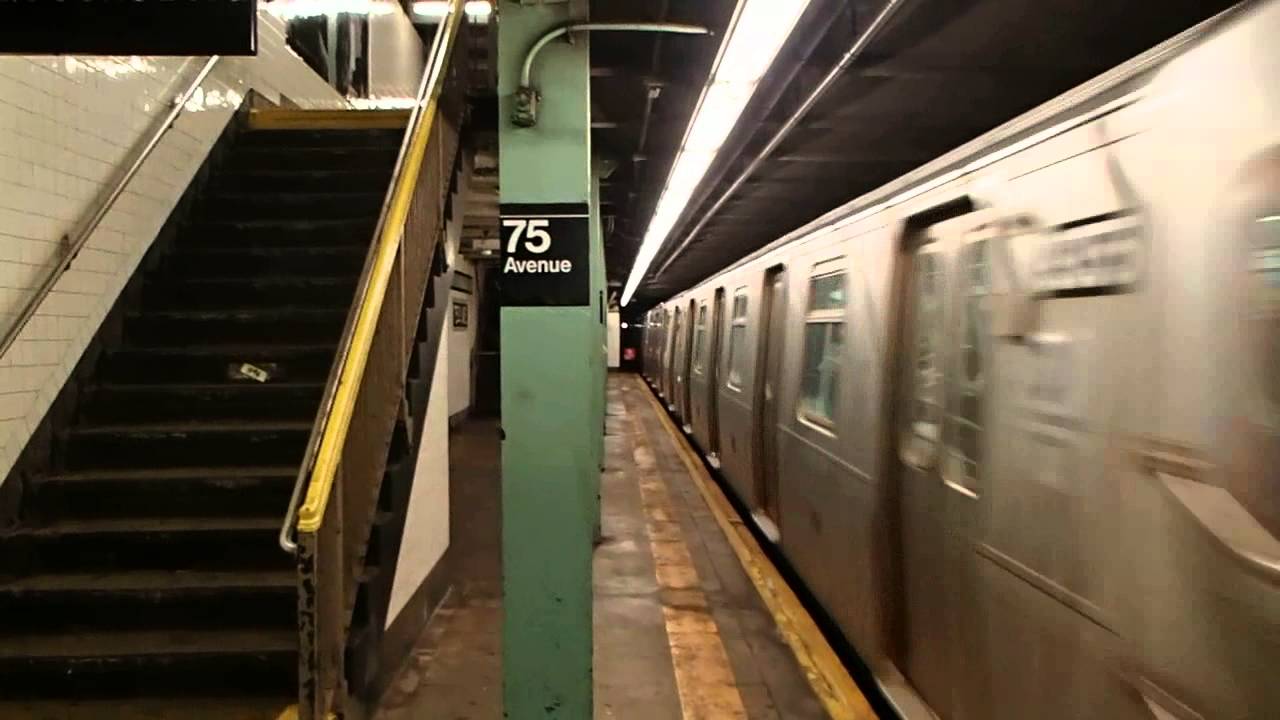 MTA New York City Subway R160 F Train enters 75 Avenue - YouTube