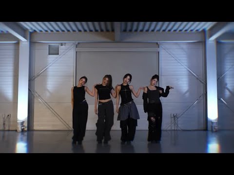 FIFTY FIFTY - 'STARSTRUCK' Dance Mirrored 