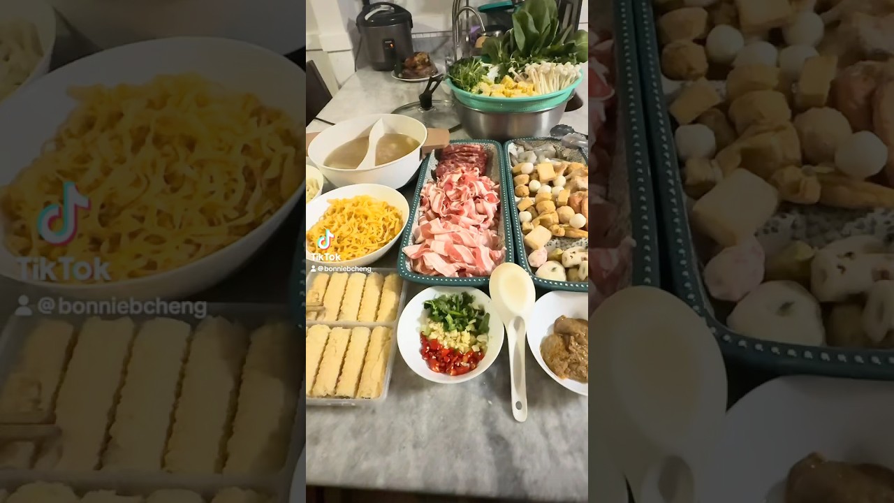 Making hot pot at home! Can eat this everyday. 