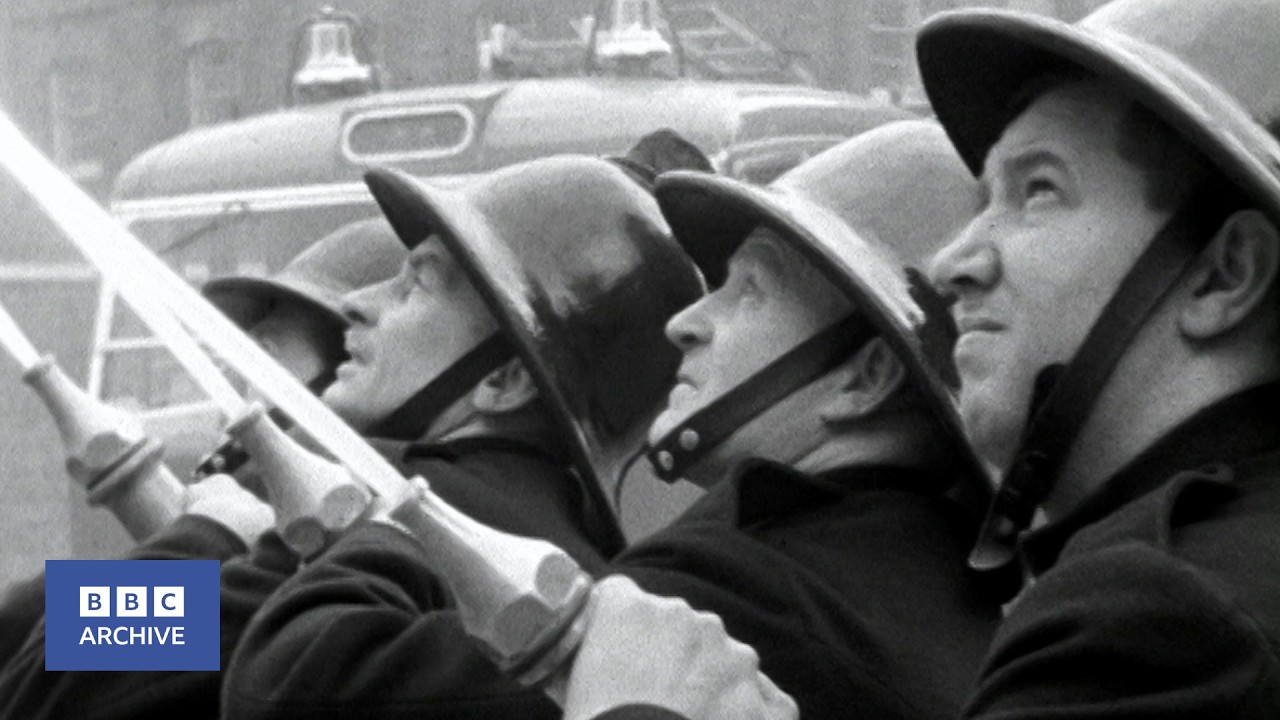 1961: The London Fire Brigade | News Extra | BBC Archive