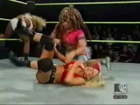 WWE/OVW WRESTLING: Passion and Mickey James vs Mel...