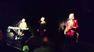 Hazel O'connor  cover... Driving cars