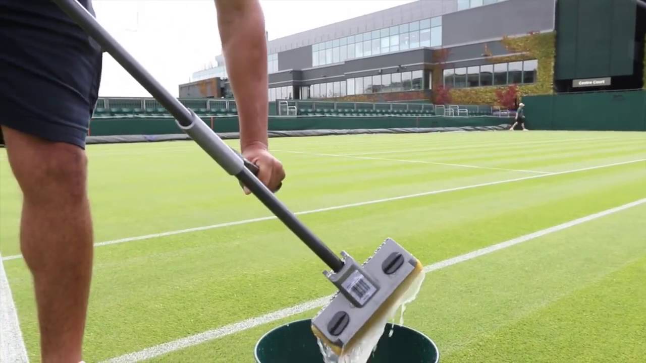 Wimbledon Groundsman Keeping Tennis Lawn Courts Dry