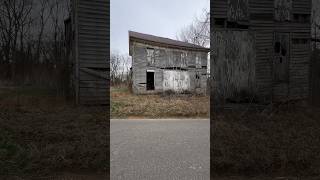 Exploring Haunted House Backrooms !