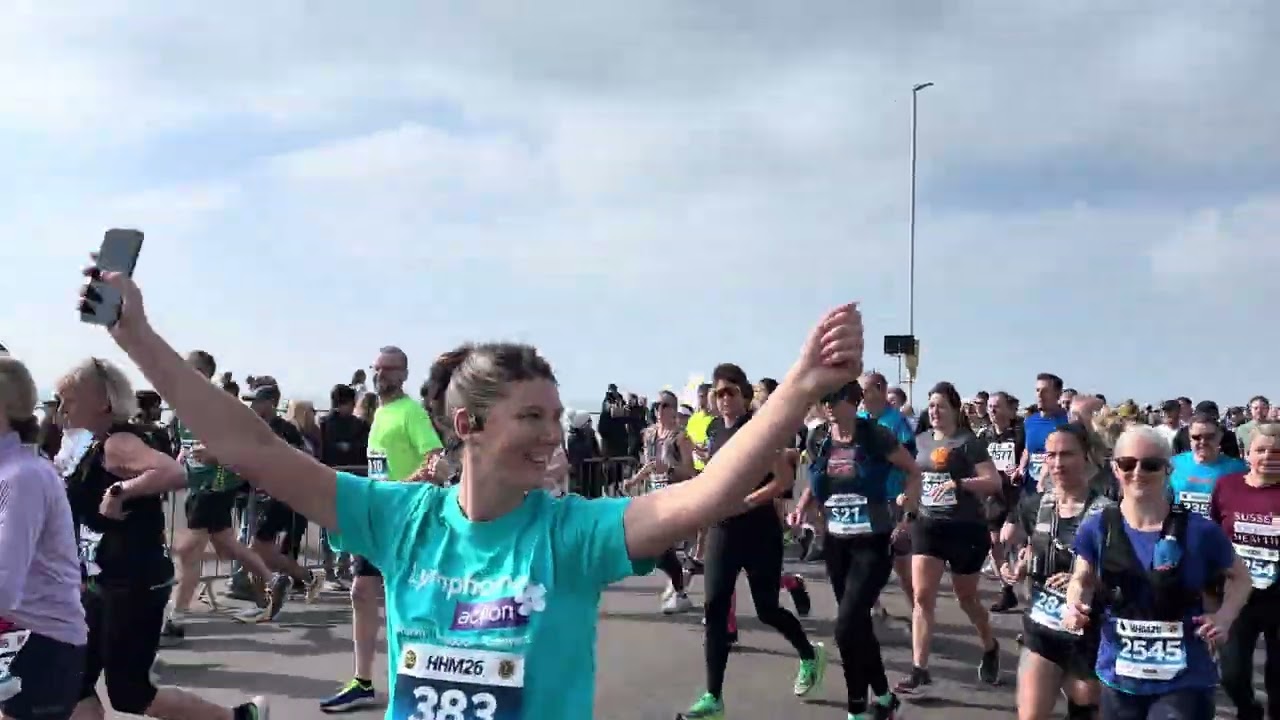 The start of the Hastings half marathon 2026