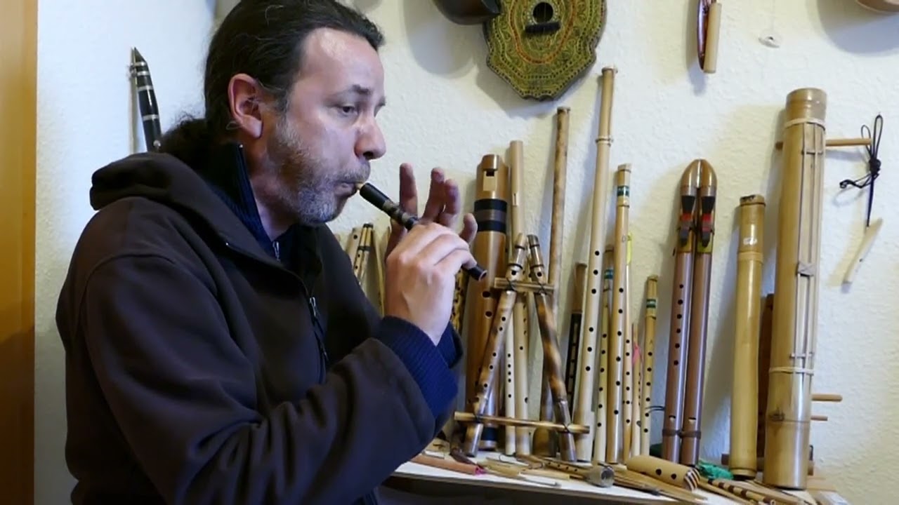 My instruments: The Hichiriki - YouTube