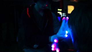 [TNL][6/14/12] Team [e] Pulse Glove Light Show [EmazingLights.com]