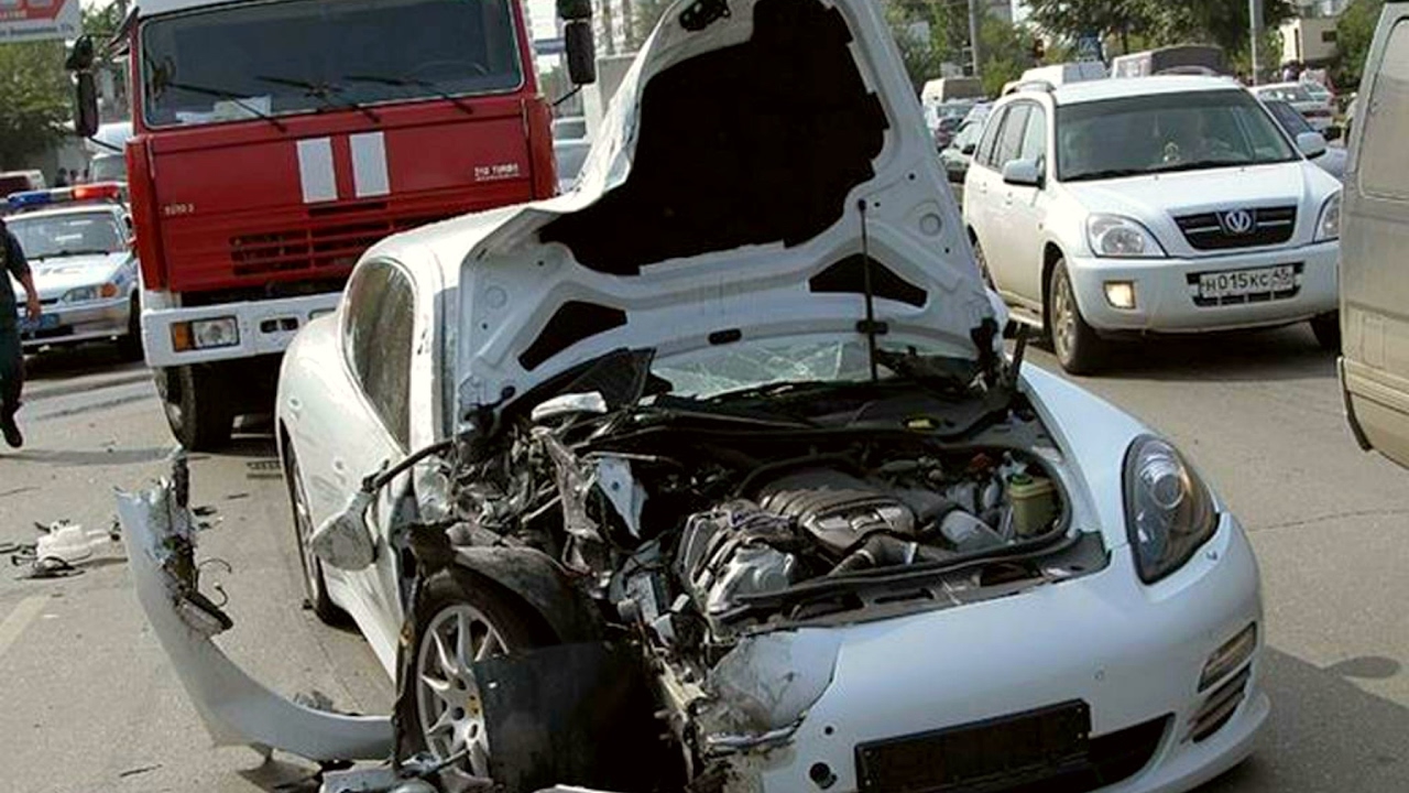Порше 911 авария
