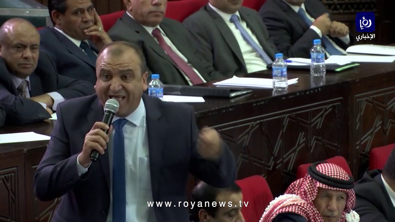 النائب عبيدات تعليقا على إدانة وزيرين: اذا وقع إمام عن المنبر هل سيتحمل وزير الأوقاف المسؤولية؟