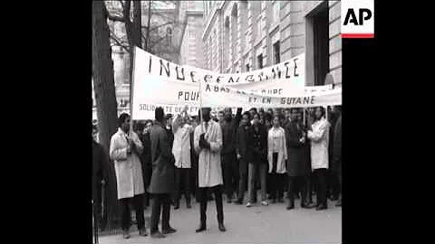 SYND 19 2 68 STUDENT DEMONSTRATIONS IN PARIS