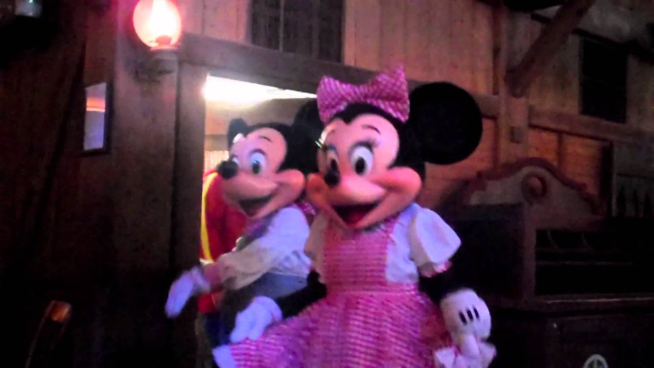 Abi's Adventure to Disneyland Paris! (part one)