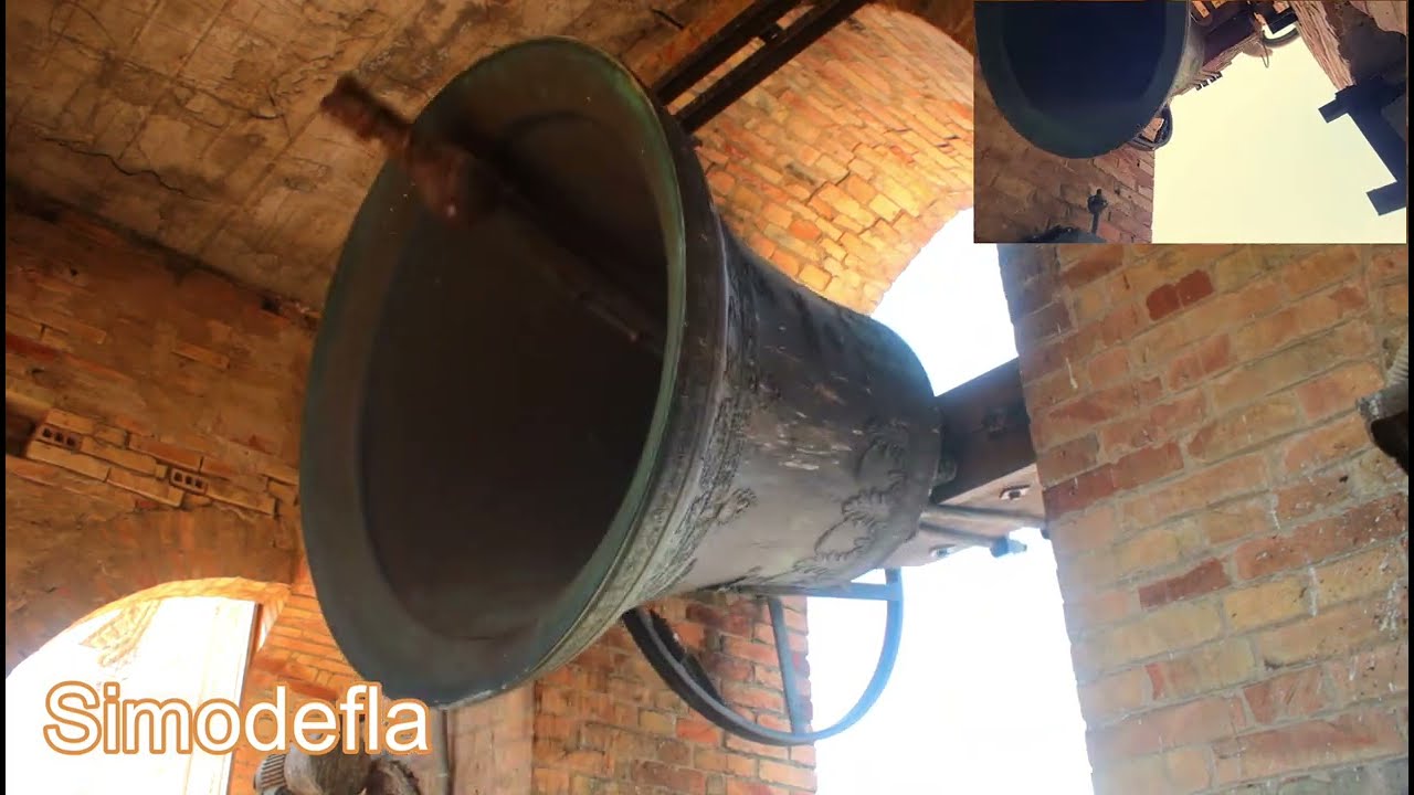 Montone (TE),campane della chiesa di Santa Maria Assunta