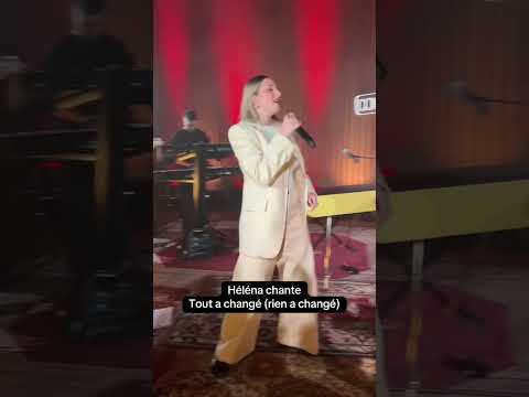 En concert Très Très Privé sur @Rtl2FrPopRock   avec Helena  🎤💕 #helena  #rtl2  #music
