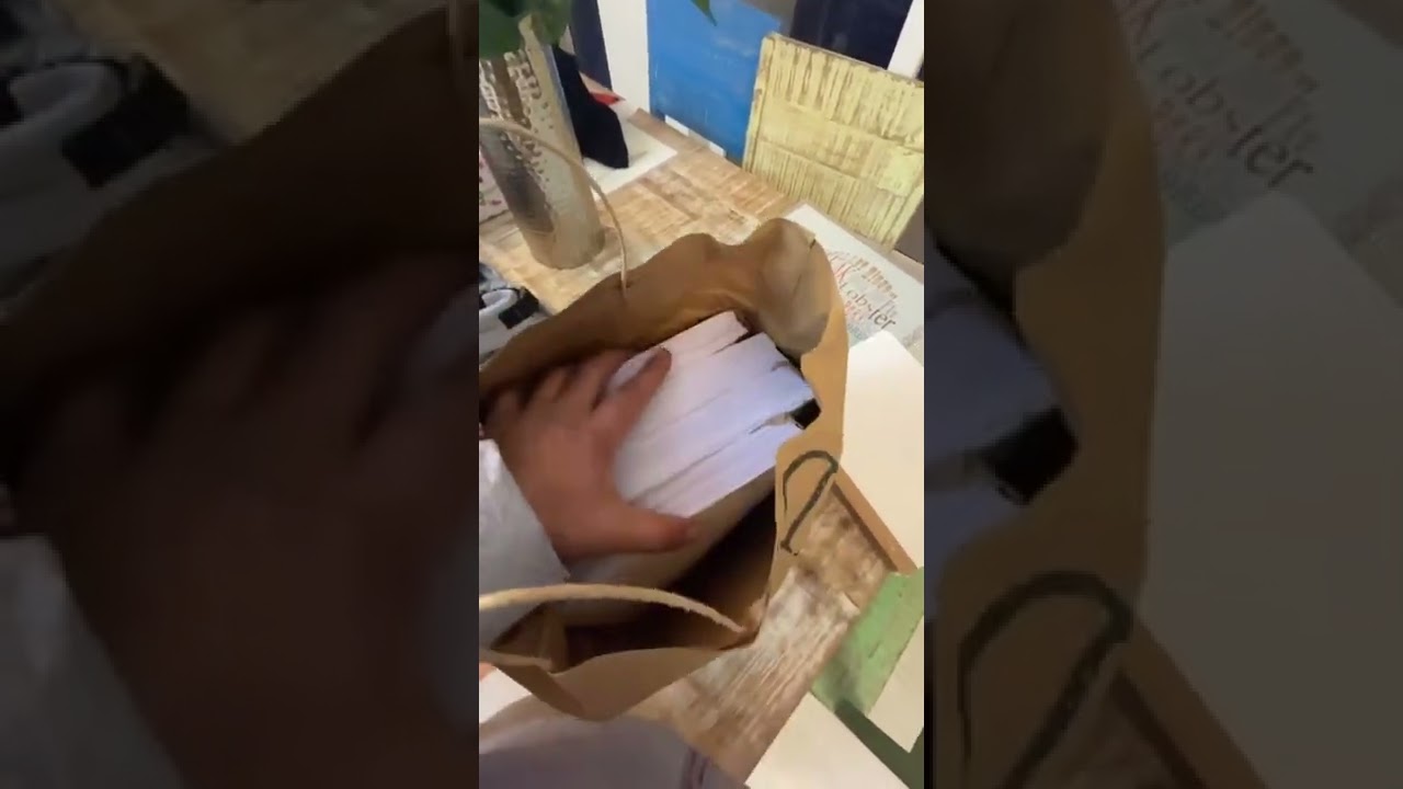 Law ke books agaye hai.. Padhai chalu! 