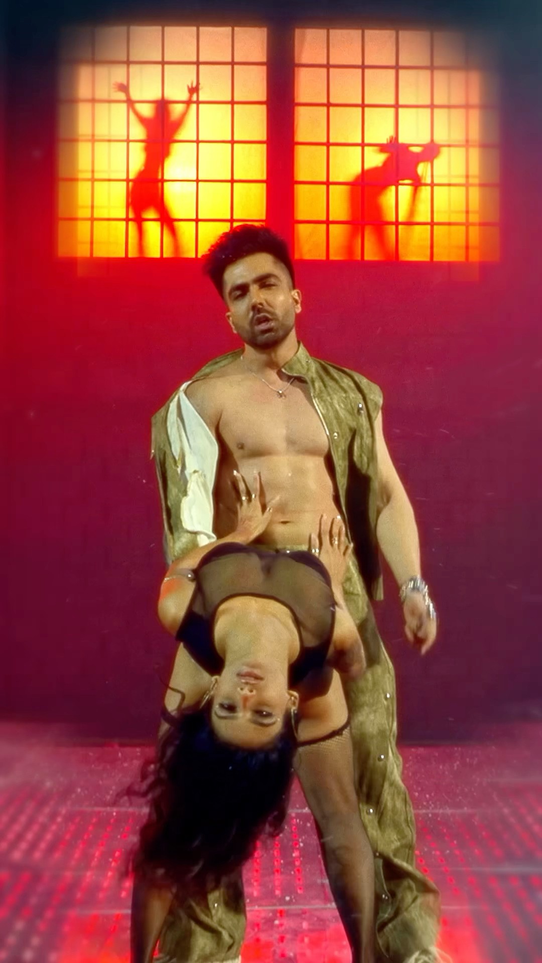 Full Video is on the way.. Full Audio kis kis ne sun liya ? #desimelodies #harrdysandhu