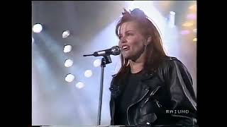 BELINDA CARLISLE   Heaven Is A Place On Earth   FESTIVAL DI SANREMO Serata Finale   1988